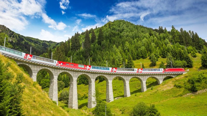 bernina express - שווייץ. צילום: shutterstock