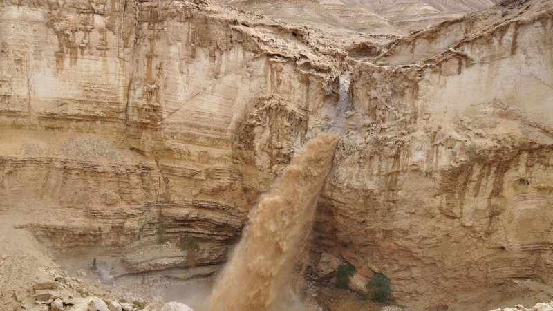 שיטפון במדבר יהודה (צילום: shutterstock)