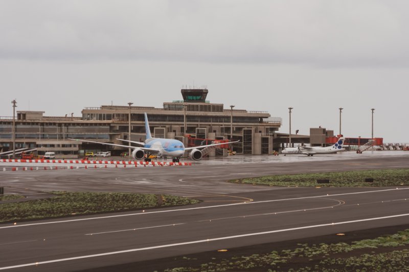 
נמל התעופה בסנטה קרוז בירת לה פלמה. צילום:shutterstock