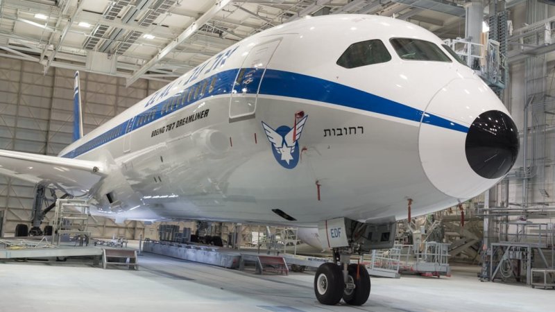 מטוס 787-900 של אל על. צילום: Timothy Stake, Boeing