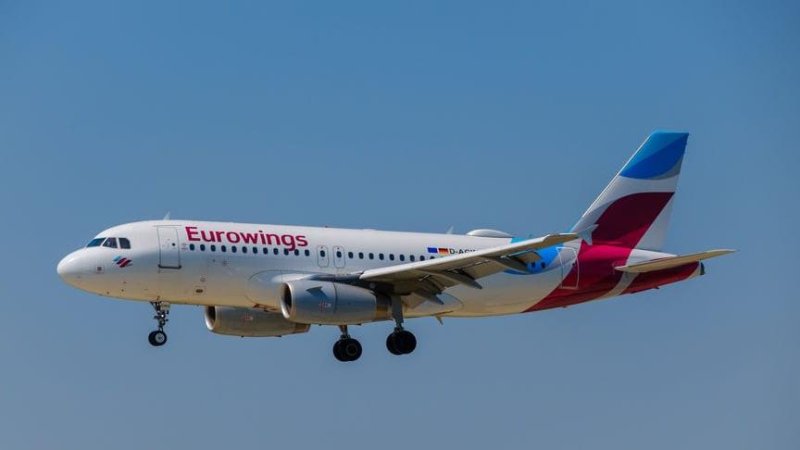 מטוס EUROWINGS (צילום: לופטהנזה)