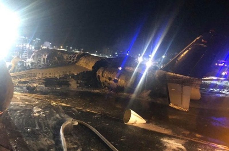 המטוס התרסק בהמראה. צילום: רשות התעופה מנילה
