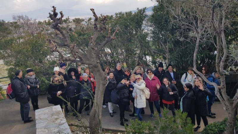 סוכני אופקים מטיילים באקרופוליס|טקס חגיגות ה-40 - כל מנהלי אופקים עלו לבמה |עידית פדן