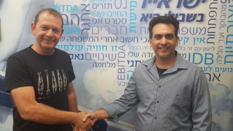 מימין: גבריאל מזרחי ואורי סירקיס