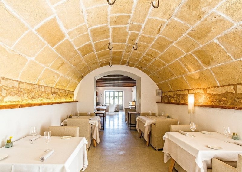 ||||Andreu Genestra Restaurant- עטורת מישלן צילום באדיבות Andreu Genestra Restaurant||מסעדת הירקון 99: טורטליני ארטישוק צילום: יורם אשהיים|