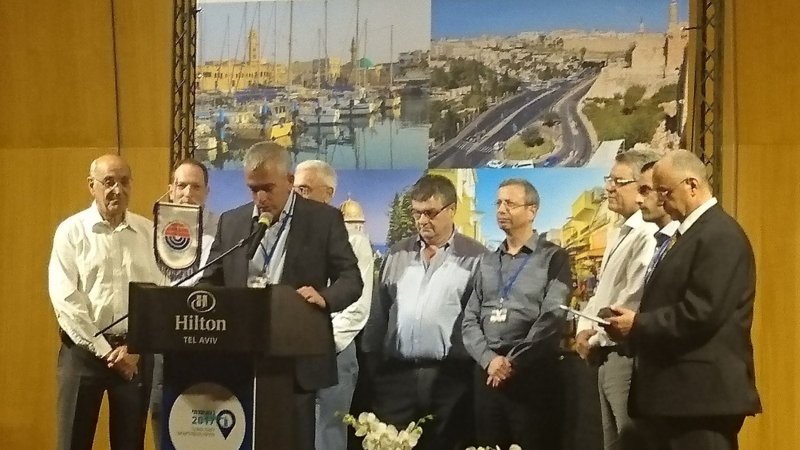 נפרדים מהיו"ר המיתולוגי. צילום: עדי אזולאי||