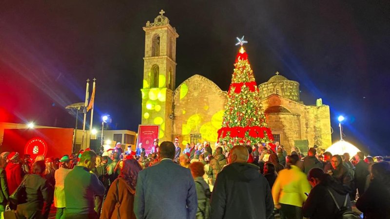 חגיגת כריסמס בכפר דרינייה. צילום: פספורטניוז