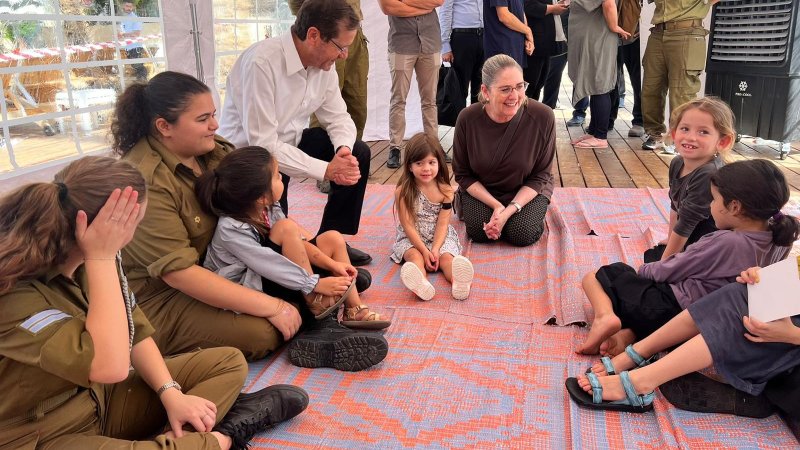 נשיא המדינה עם ישובי העוטף. צילום באדיבות בית הנשיא