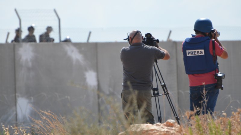 עיתונאים זרים. צילום: שאטרסטוק