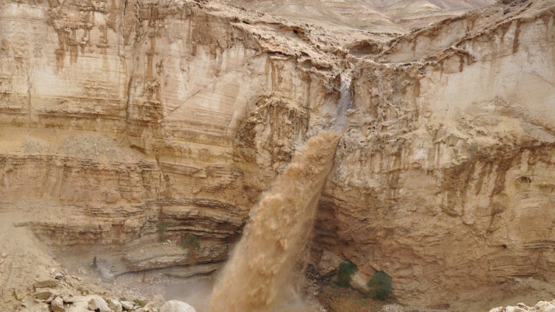 שטפונות במדבר יהודה. צילום: שאטרסטוק