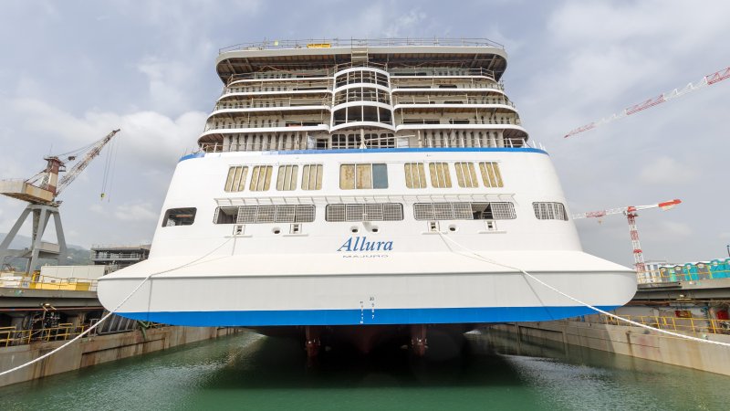ה-Allura במספנה. צילום: Oceania Cruises