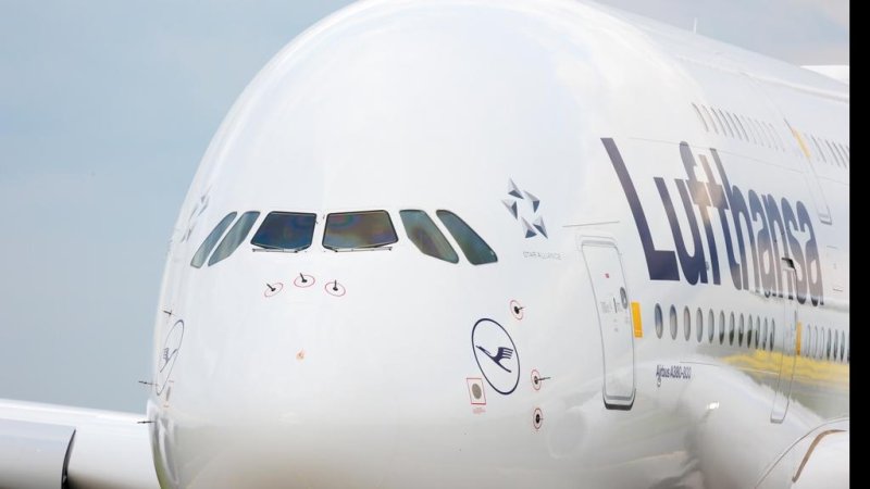 ה-A380 של לופטהנזה. צילום: Shutterstock