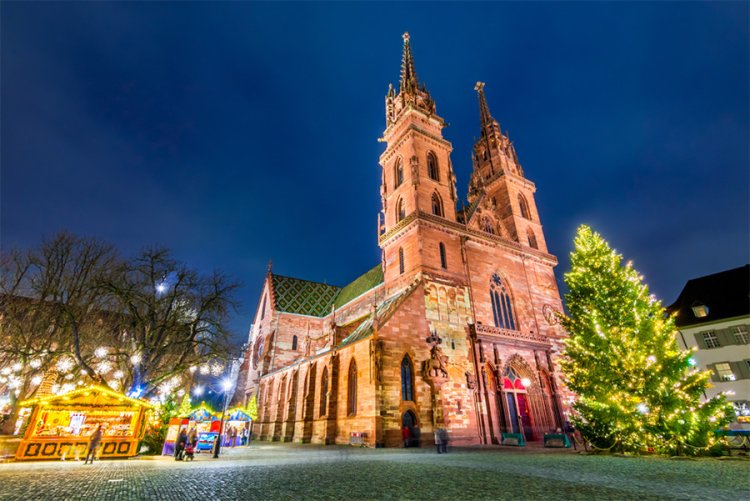 חג המולד הגדול והיפה ביותר בשווייץ. צילום: Shutterstock