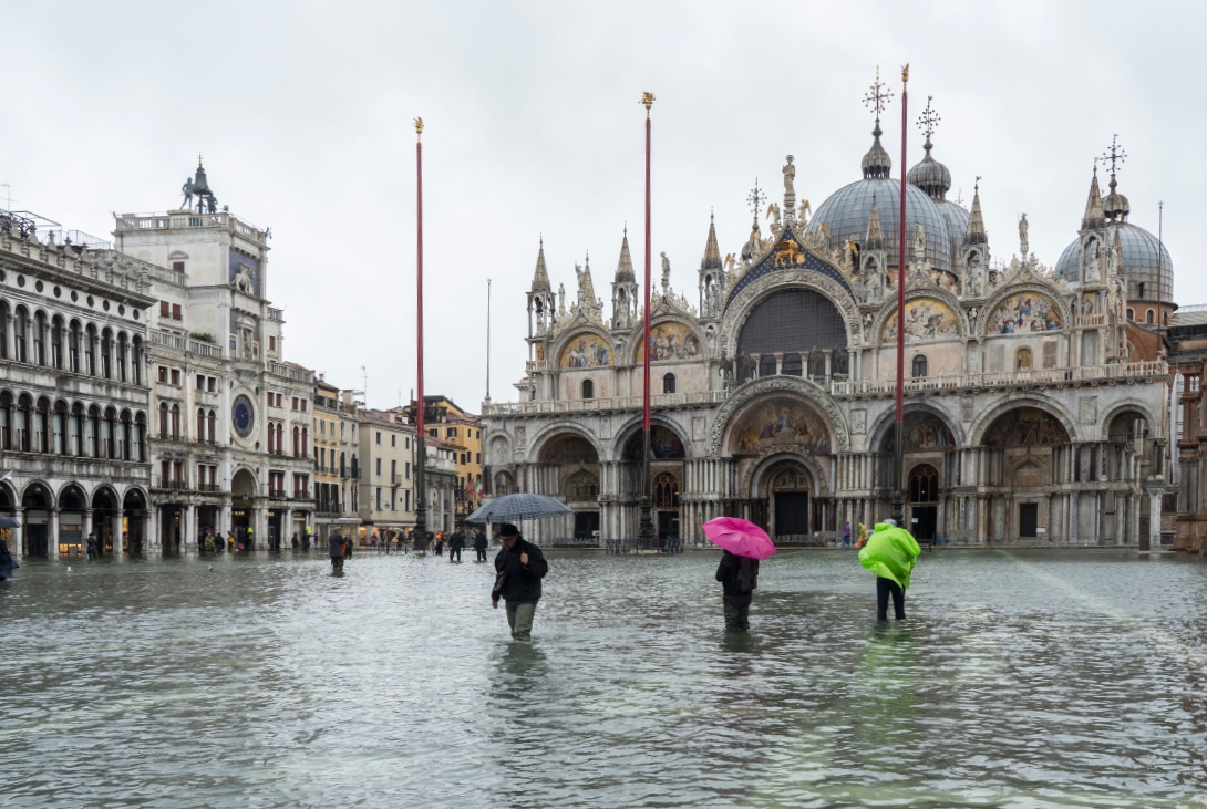 הצפות בוונציה (צילום: Shutterstock)