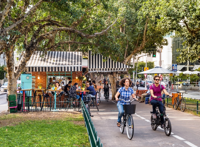 רוכבים בתל אביב (צילום: Shutterstock)
