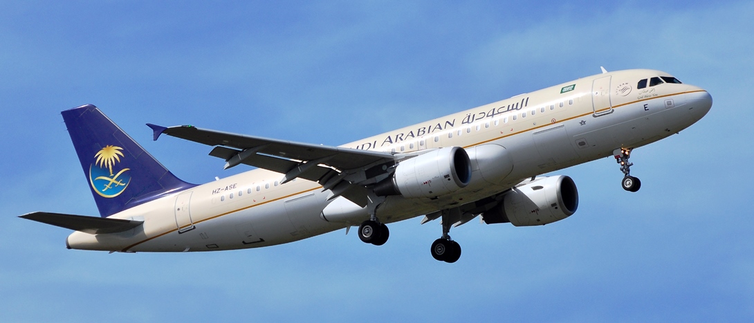 מטוס חברת התעופה הסעודית (צילום: Shutterstock(