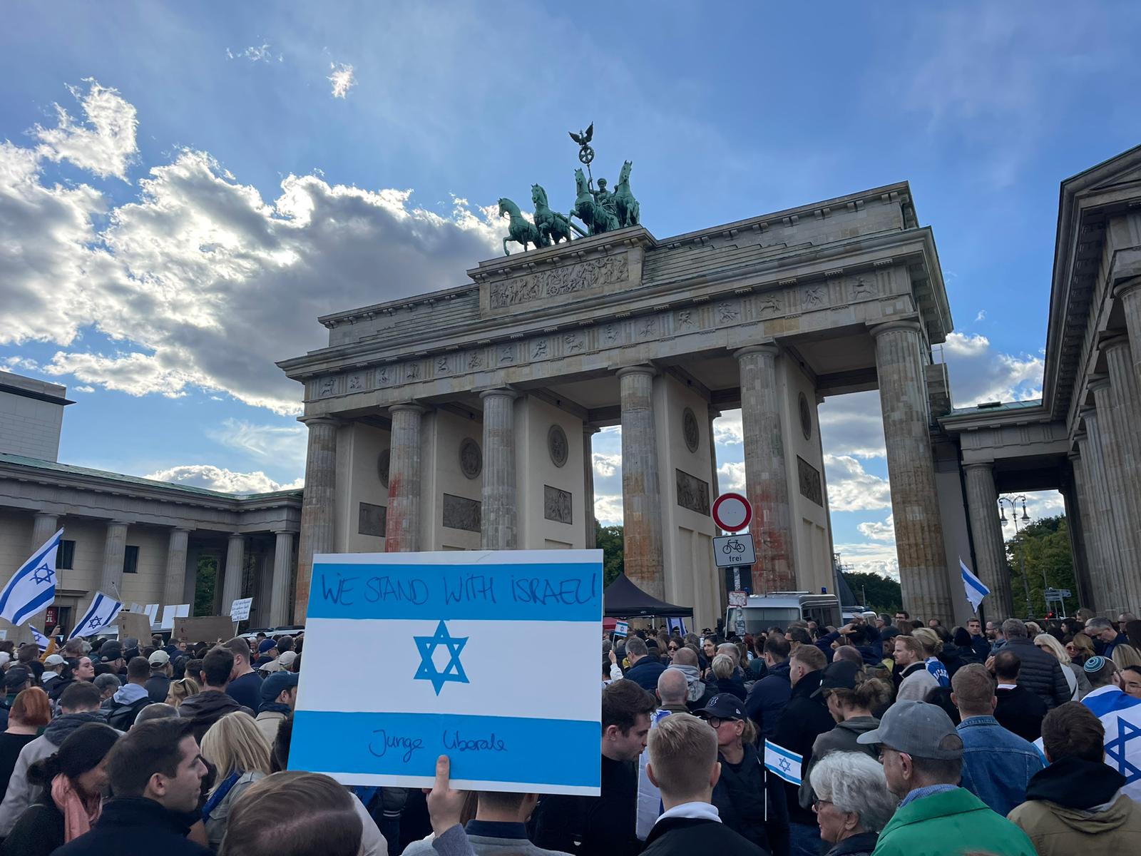 הפגנת תמיכה בישראל בברלין. צילום: רואי אזולאי