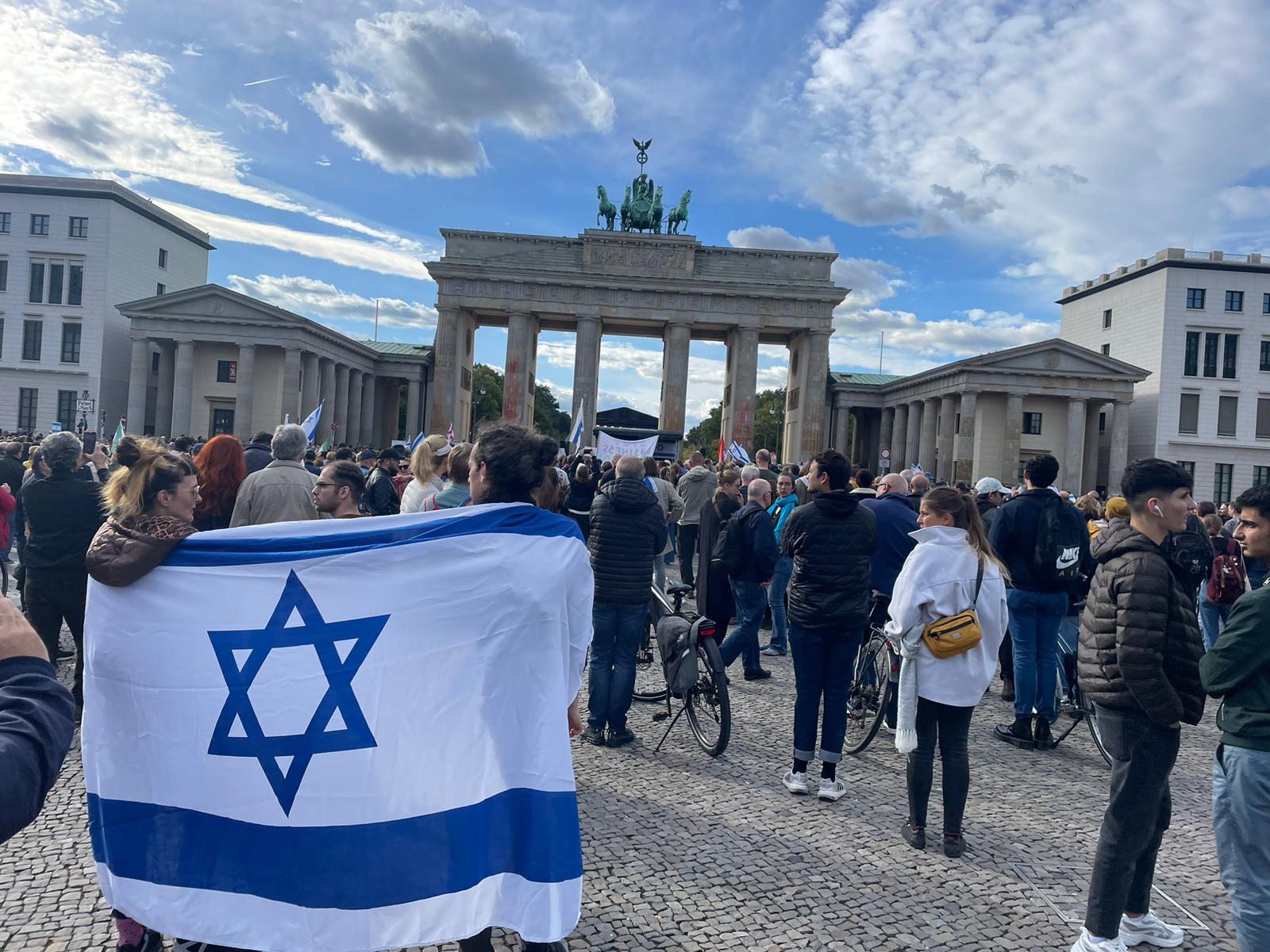 הפגנות פרו-ישראליות בברלין (צילום: רואי אזולאי)