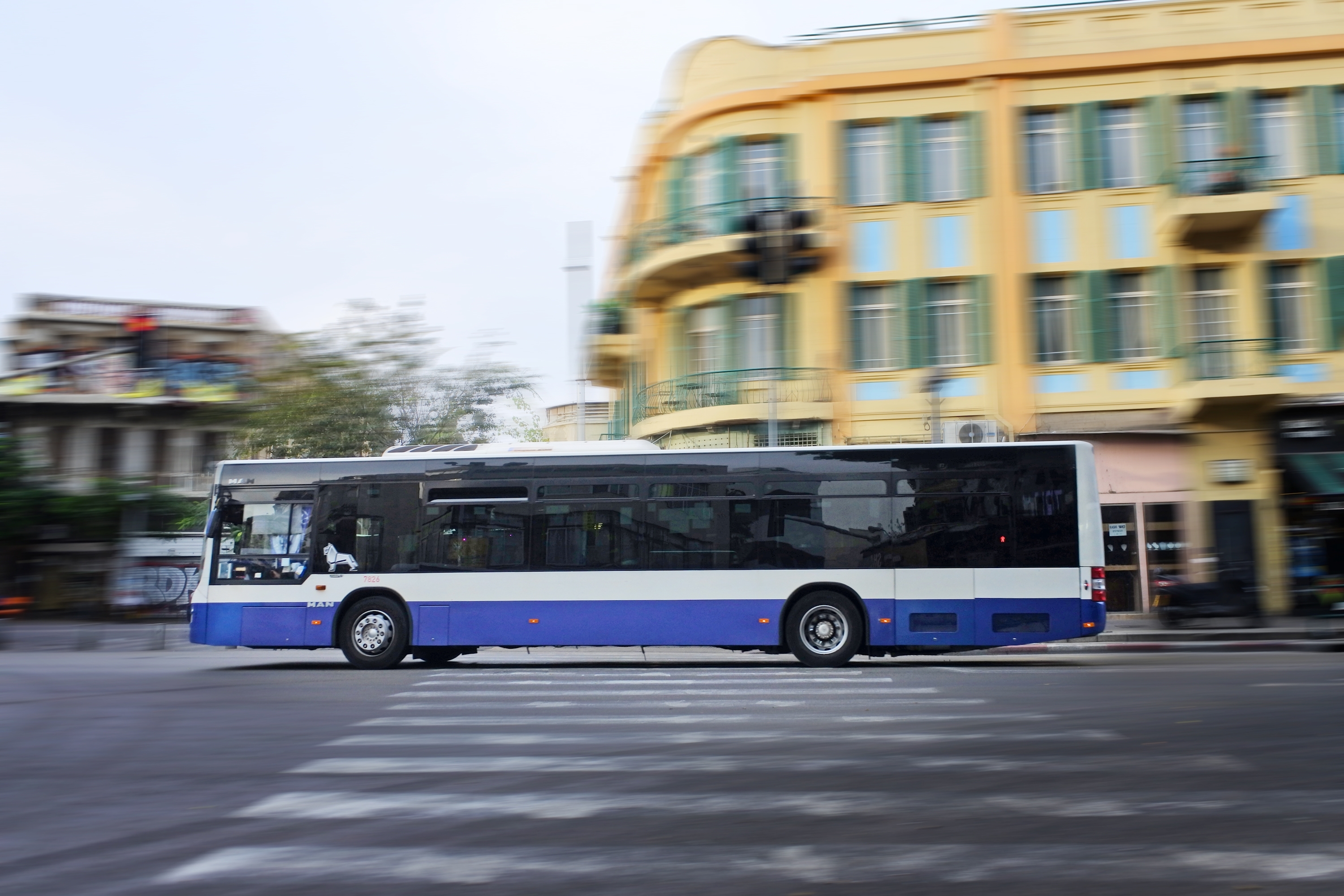 עוד לא שם. תל אביב (צילום: שאטרסטוק)