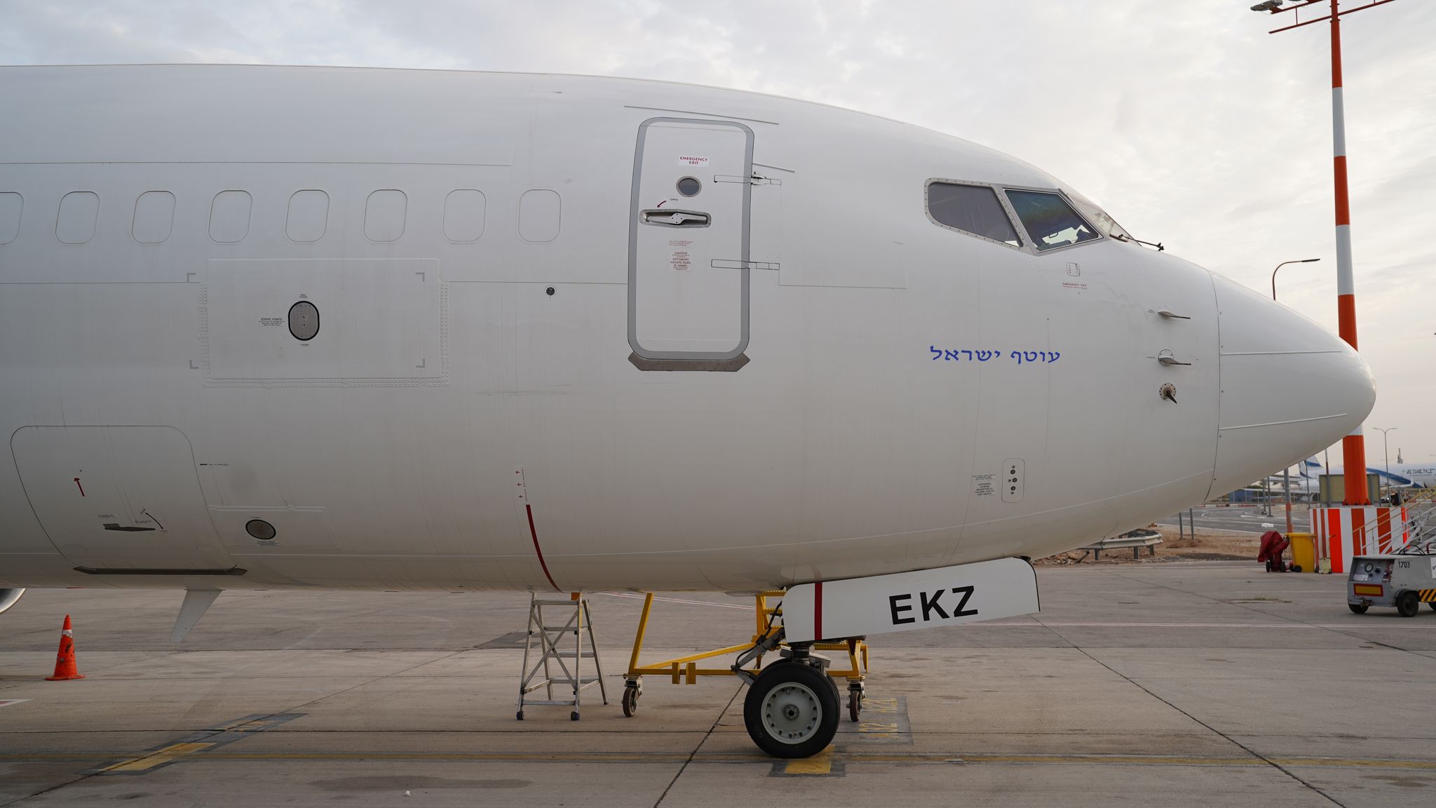 מטוס המטען החדש מדגם 737 ''עוטף ישראל'' (צילום: אל על)