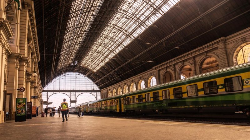 תחנת הרכבת Keleti בבודפשט, ממנה תצא הרכבת (צילום: Shutterstock)