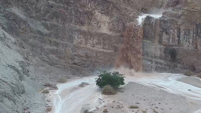 שיטפון בגן הלאומי קומראן (צילום: דן פרקש, רשות הטבע והגנים)