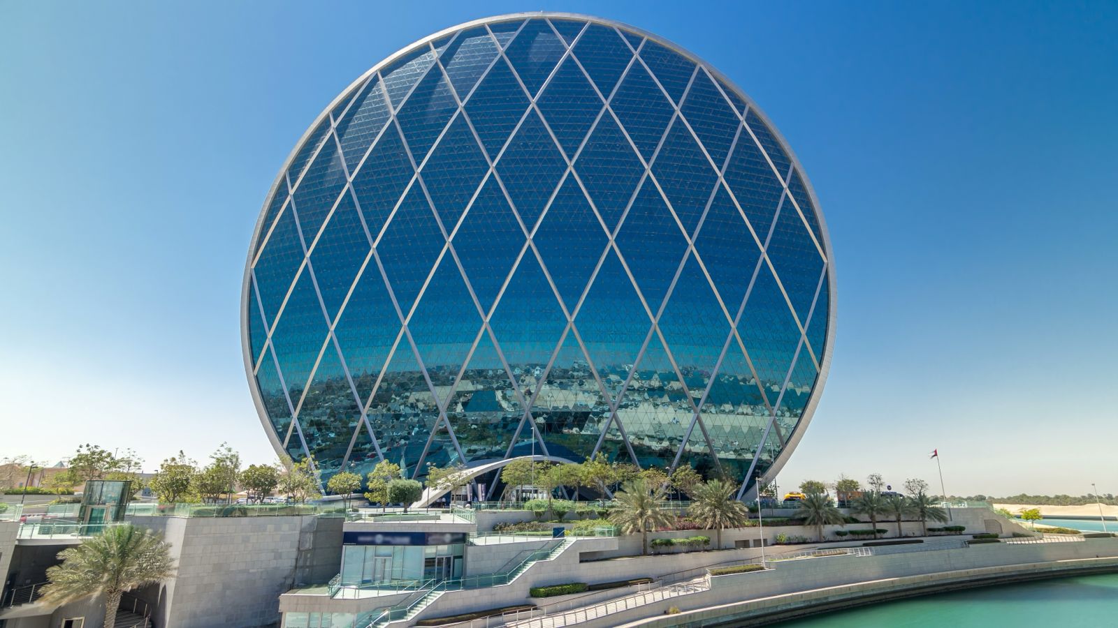 מבנה Aldar Headquarters באבו דאבי